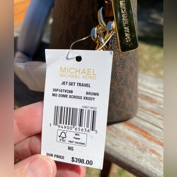 Michael Kors Jet set travel med dome crossbody - Picture 2 of 6